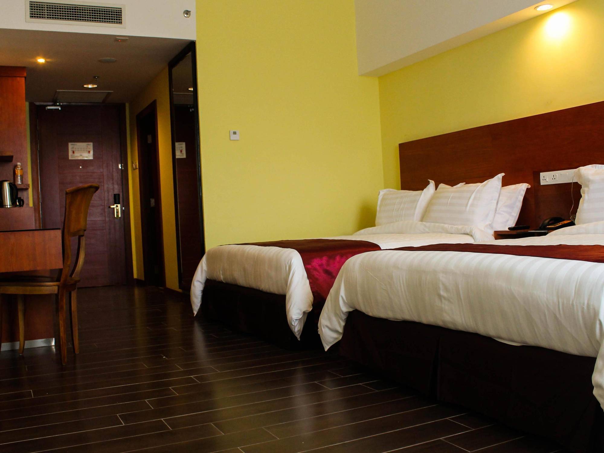 Palm Seremban Hotel Bagian luar foto